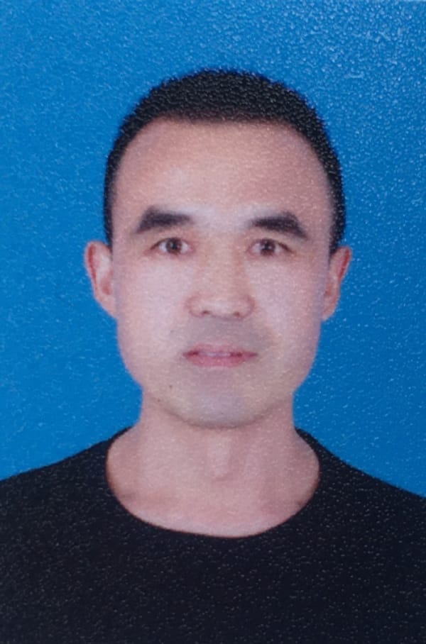 国家一级美术师仵俊杰